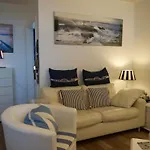Inselblume 24 - Exklusive In Der Strandburg Ferienhaus Burgtiefe auf Fehmarn
